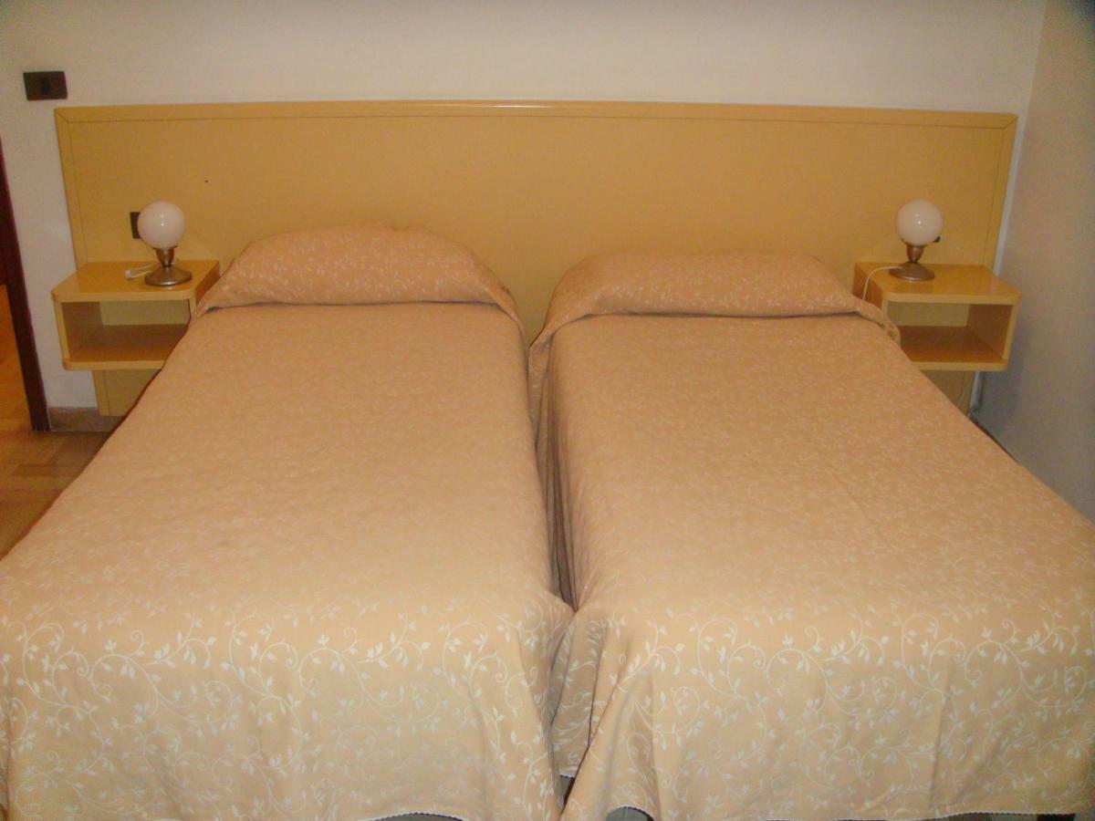 Residence Executive Ancona Room photo